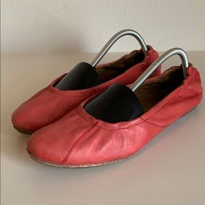 sorel ballet flats